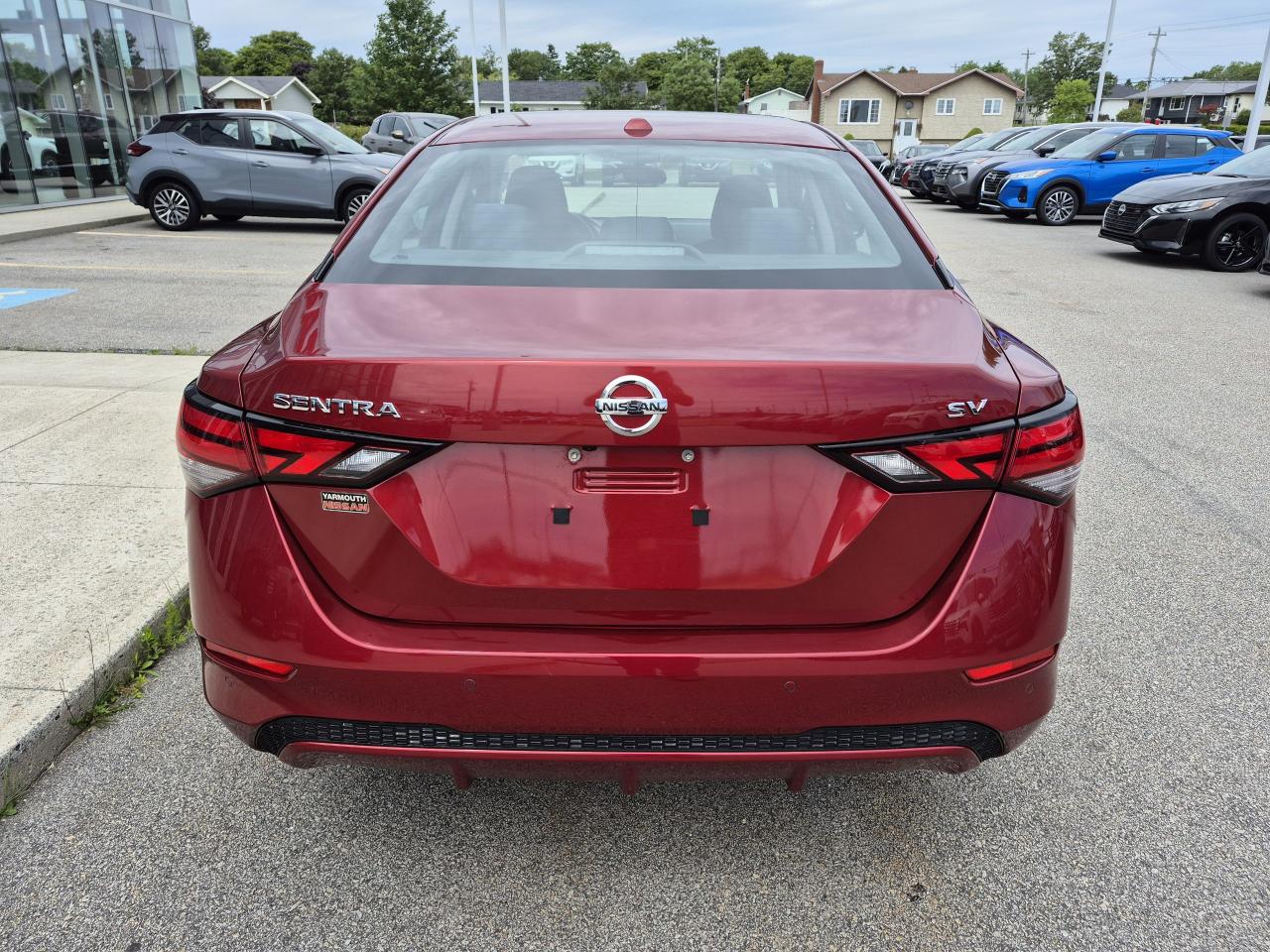 2020 Nissan Sentra SV Photo4