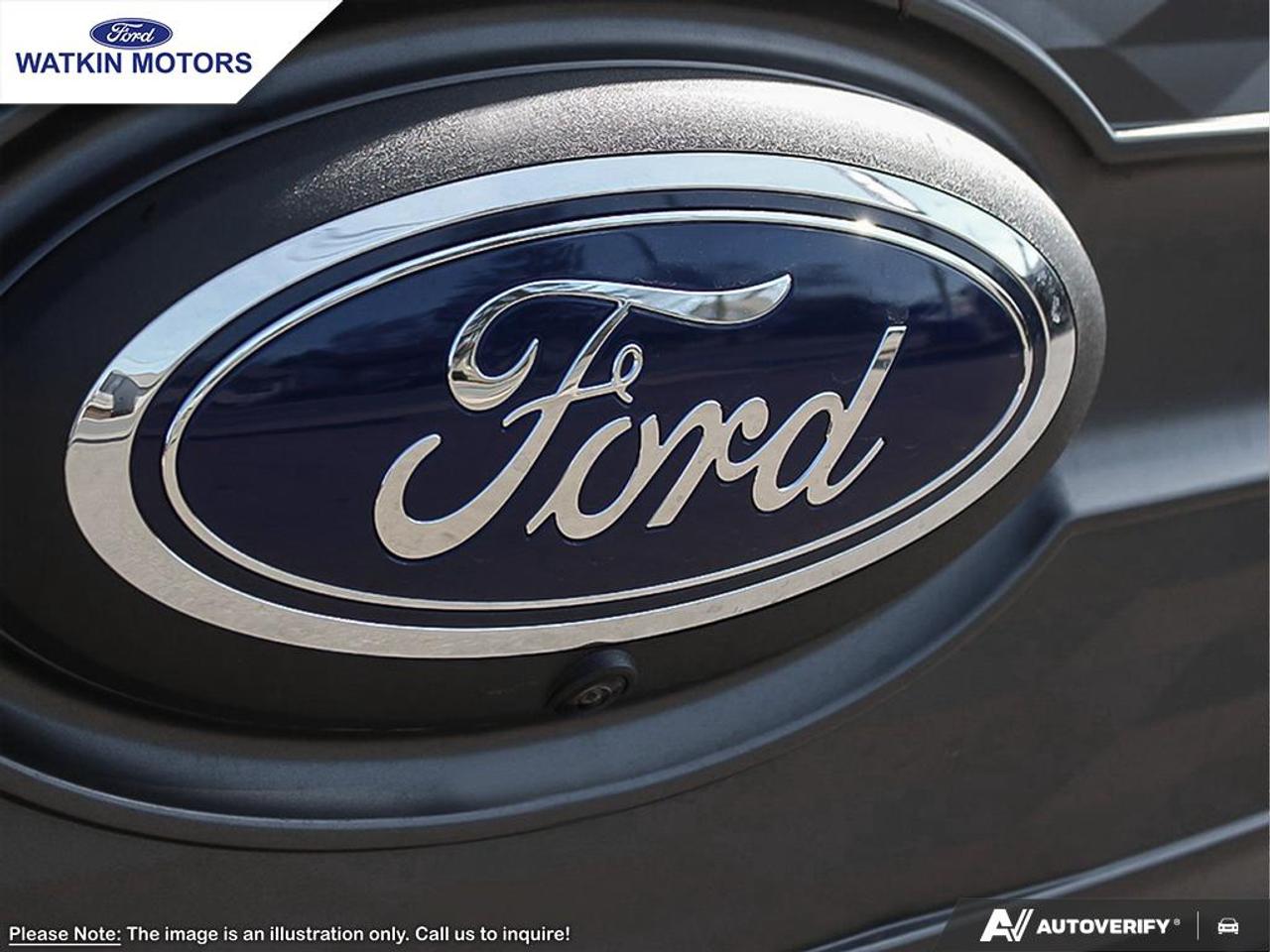 2025 Ford F-150 Lightning Lariat Photo7