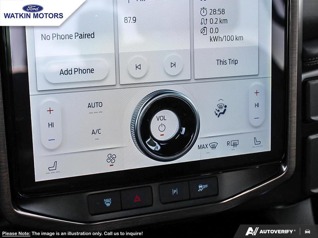 2025 Ford F-150 Lightning Lariat Photo16