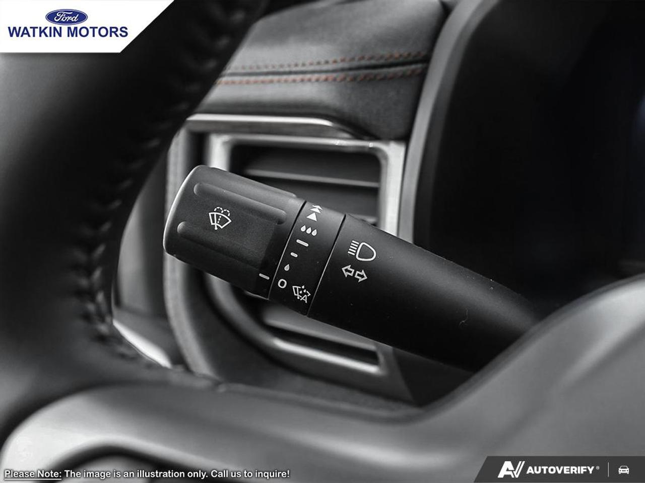 2025 Ford F-150 Lightning Lariat Photo23