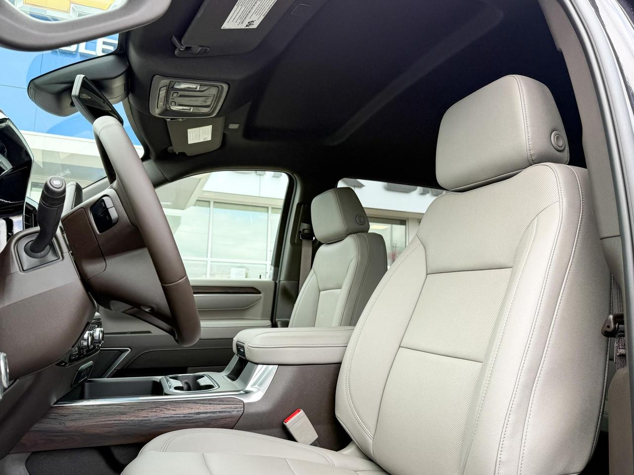 2025 GMC Sierra 2500 HD SLT DURAMAX 6.6L V8 WITH REMOTE START/ENTRY, HEATED SEATS, HEATED STEERING WHEEL, VENTILATED SEATS, BOSE SOUND SYSTEM, HD REAR VISION CAMERA Photo