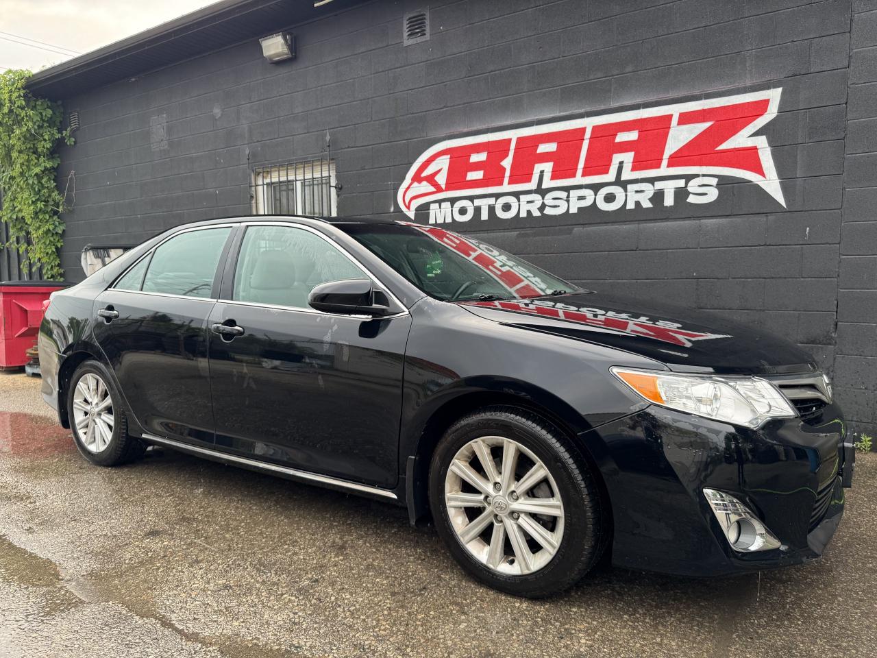 Used 2012 Toyota Camry XLE *CERTIFIED* for sale in Cambridge, ON