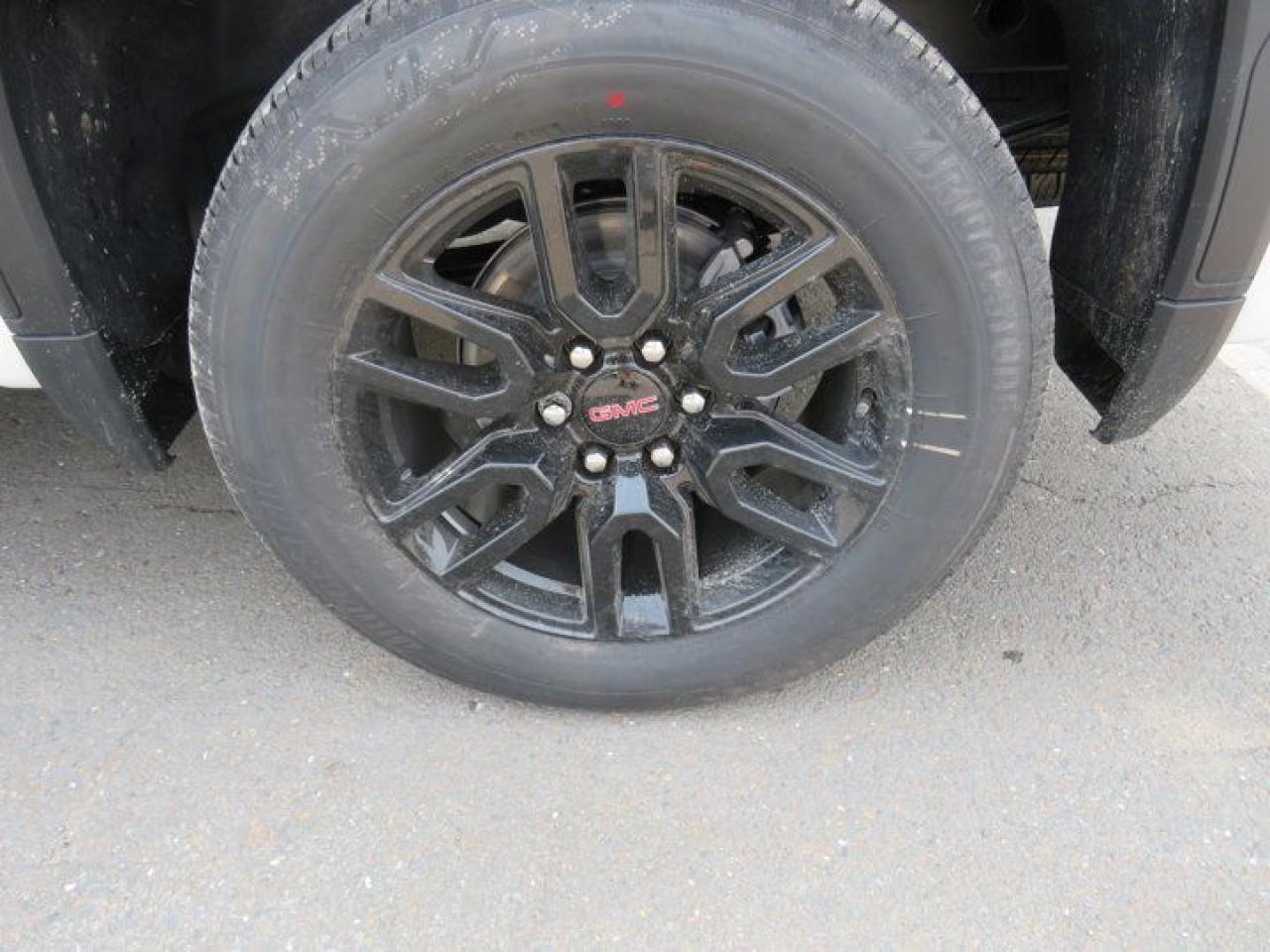 12613348