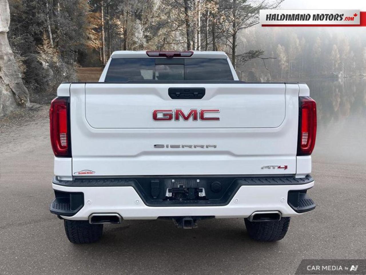 2022 GMC Sierra 1500 AT4 4WD | Leather | Sunroof | Heated Seats Photo3