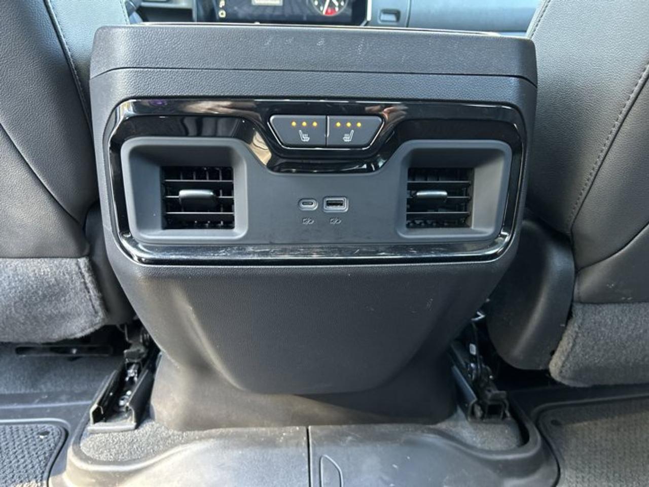 2022 GMC Sierra 1500 AT4 Crew Cab 4wd | No accidents Photo