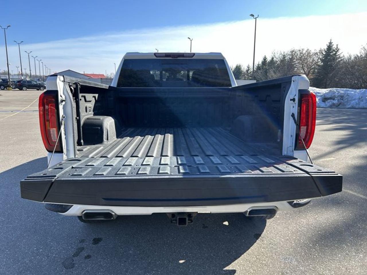 2022 GMC Sierra 1500 AT4 Crew Cab 4wd | No accidents Photo