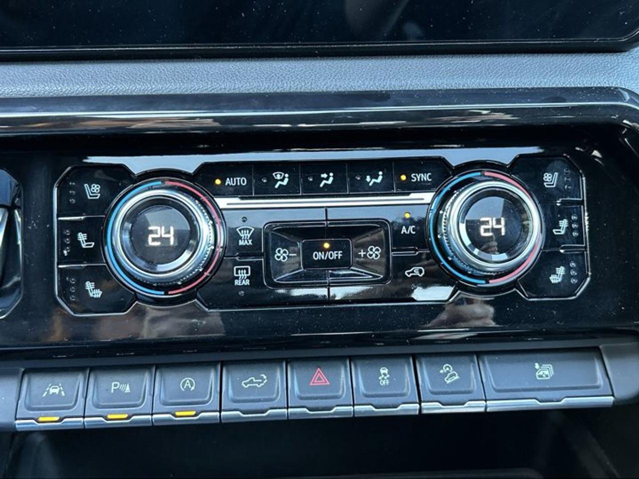 2022 GMC Sierra 1500 AT4 Crew Cab 4wd | No accidents Photo