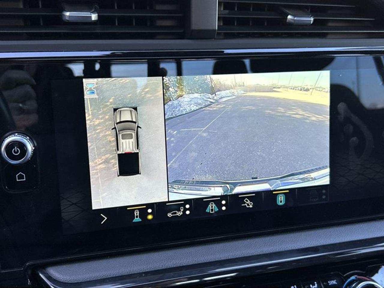 2022 GMC Sierra 1500 AT4 Crew Cab 4wd | No accidents Photo