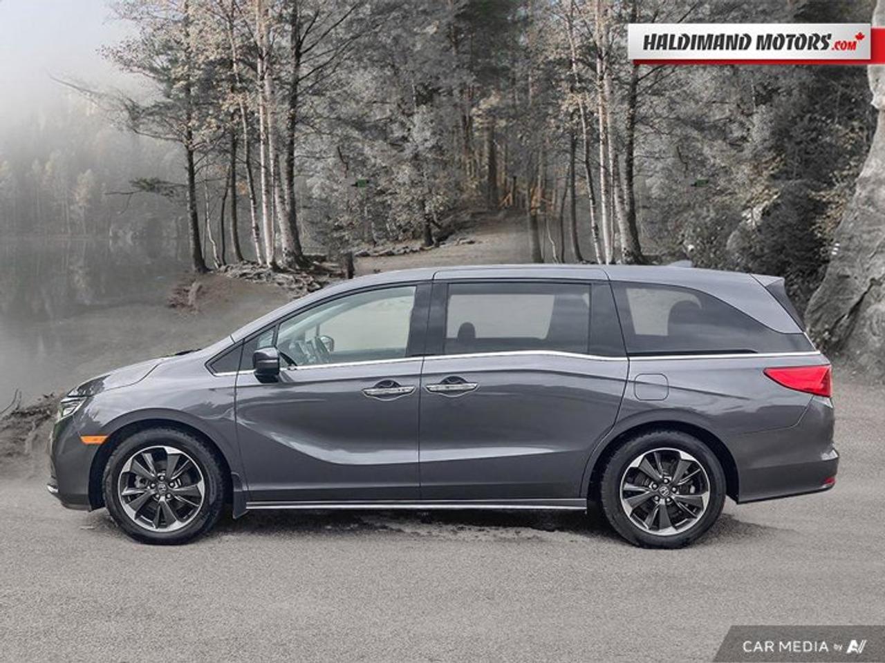 2024 Honda Odyssey Touring Photo