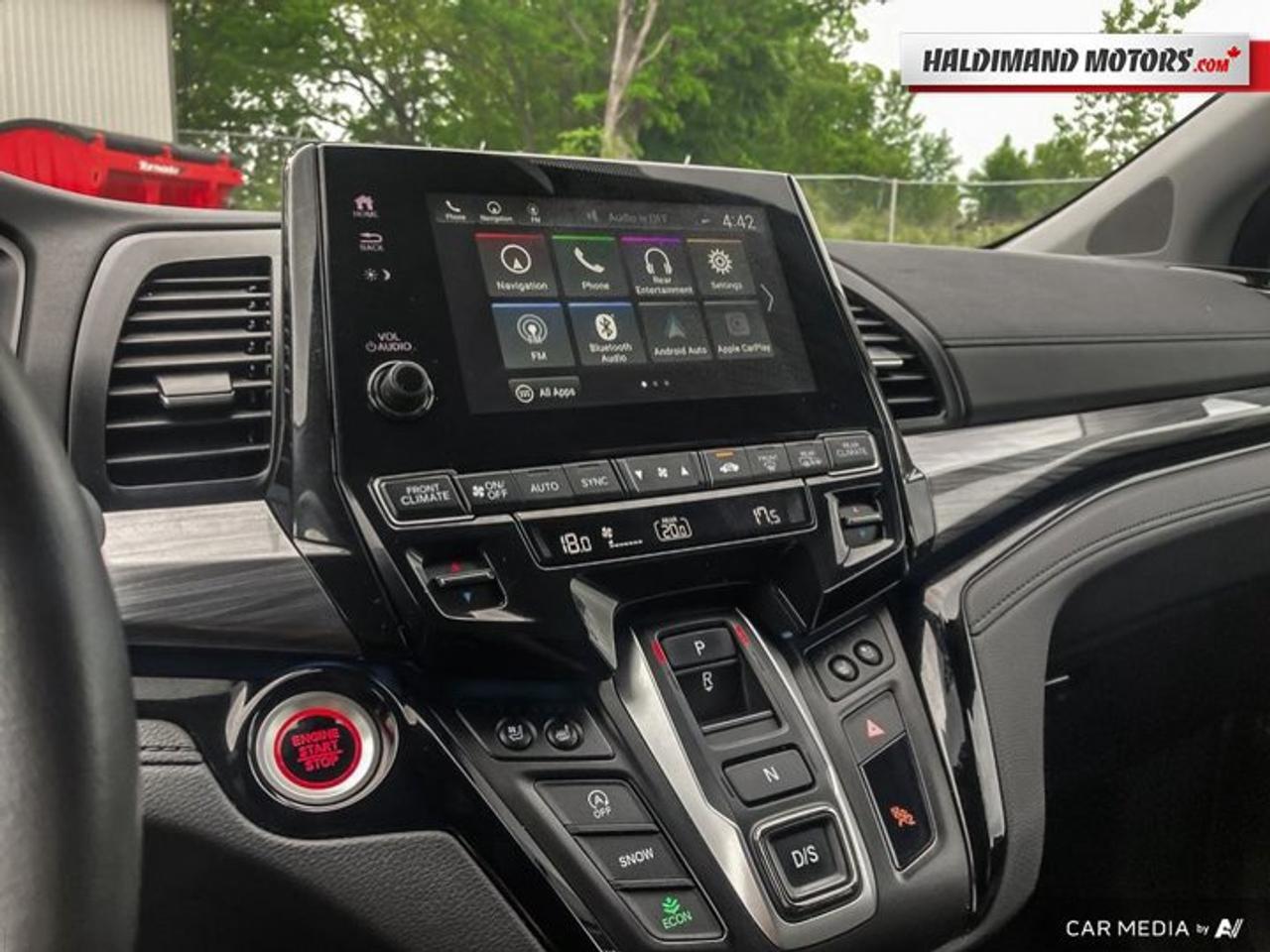 2024 Honda Odyssey Touring Photo