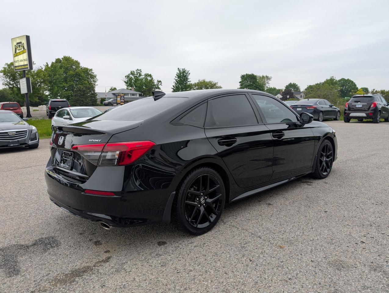 2022 Honda Civic Sport Photo3