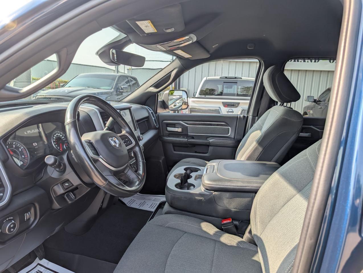 2022 RAM 3500 Big Horn - Photo #12