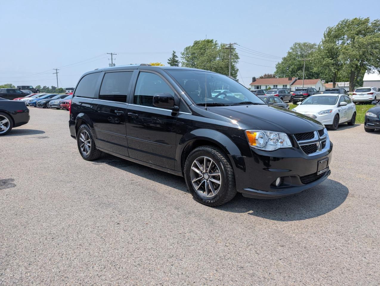 2016 Dodge Grand Caravan SXT Premium Plus - Photo #6