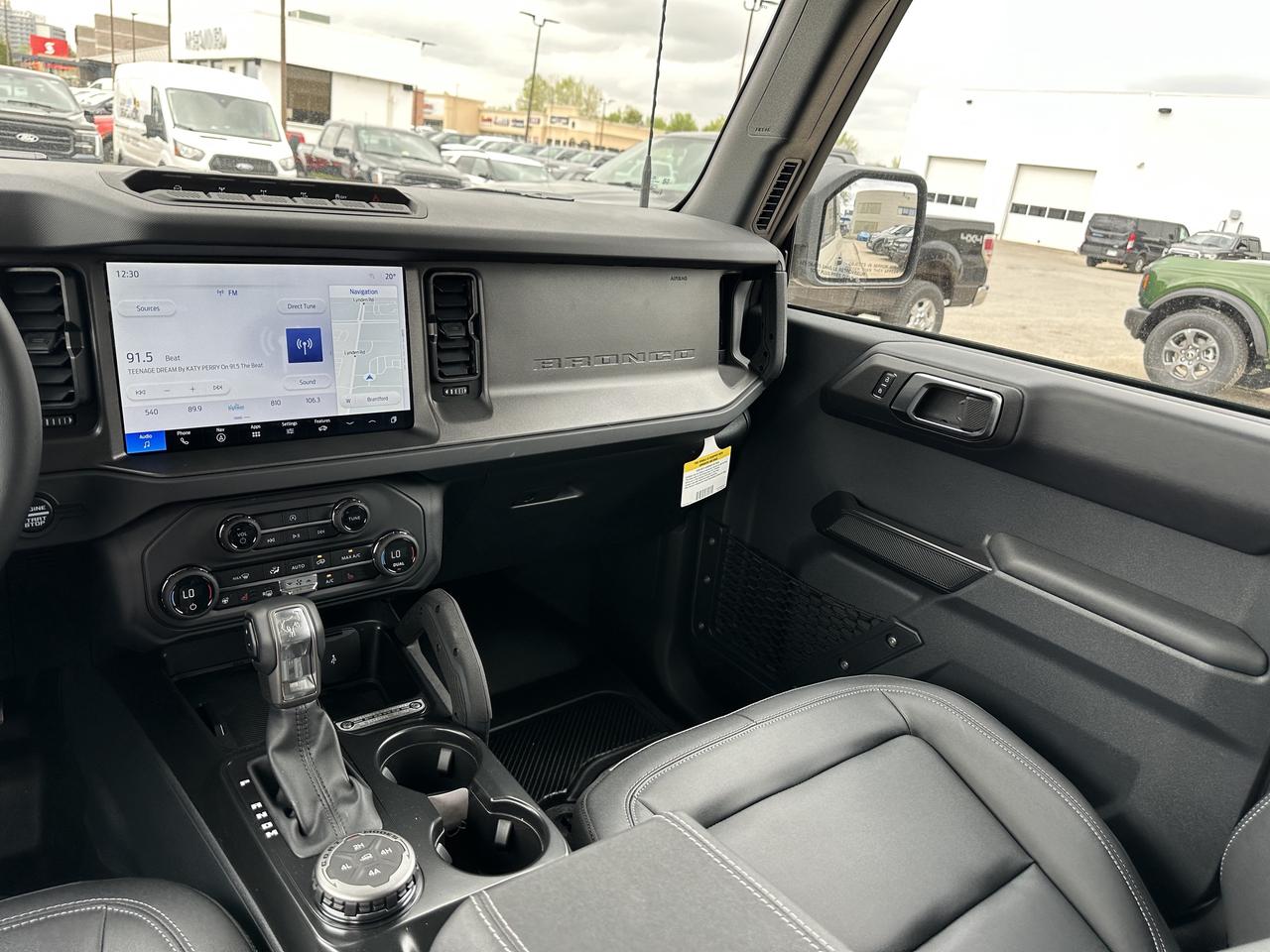 2025 Ford Bronco BADLANDS/COMPANY DEMO/ DESERT SAND! Photo