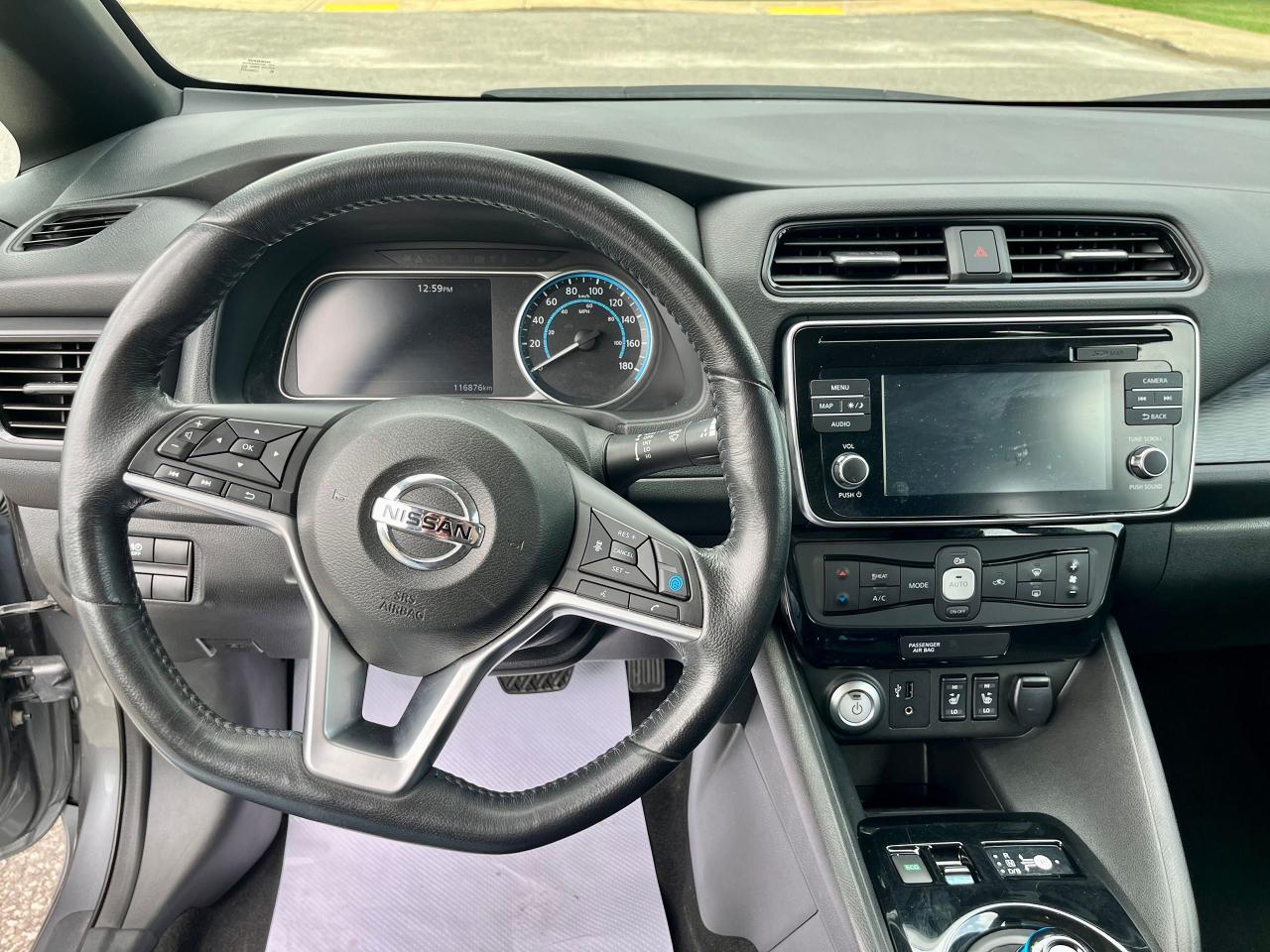 2018 Nissan Leaf Electric Vehicle - Certified - Photo #6
