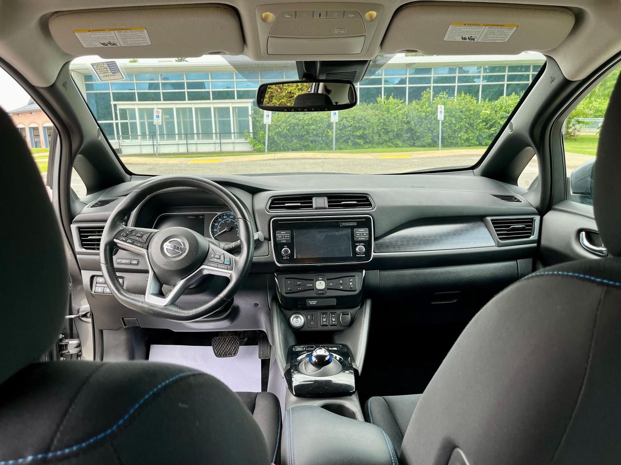 2018 Nissan Leaf Electric Vehicle - Certified - Photo #12
