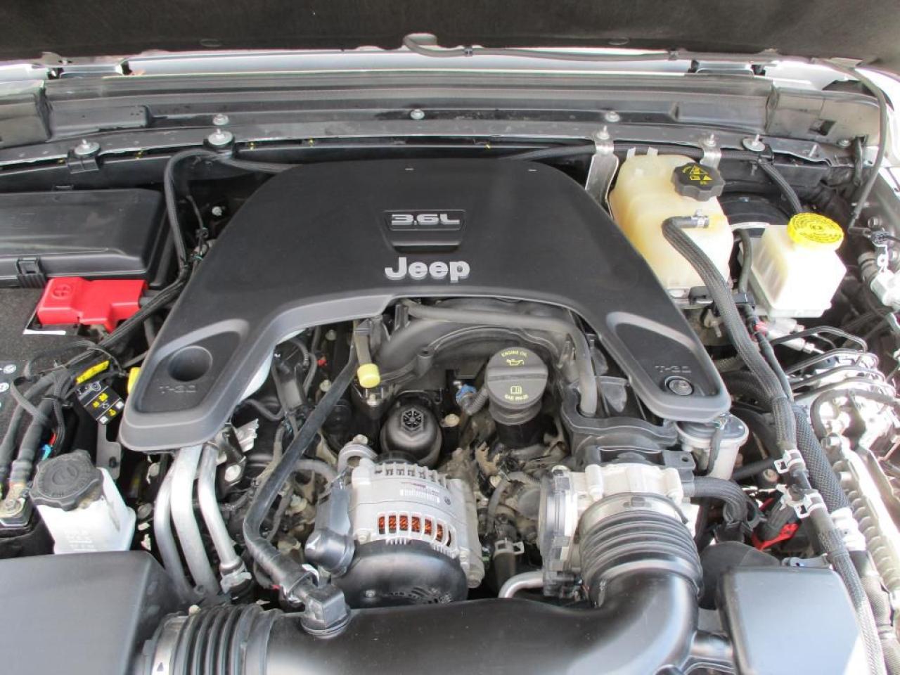 2020 Jeep Gladiator Sport 4x4 Photo22