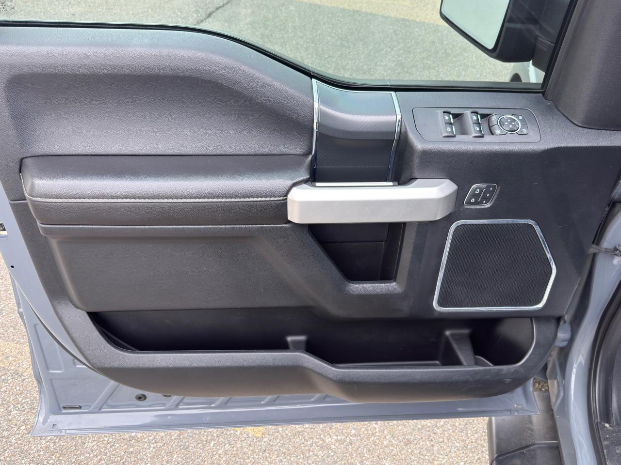 2020 Ford F-150 Lariat - Photo #9