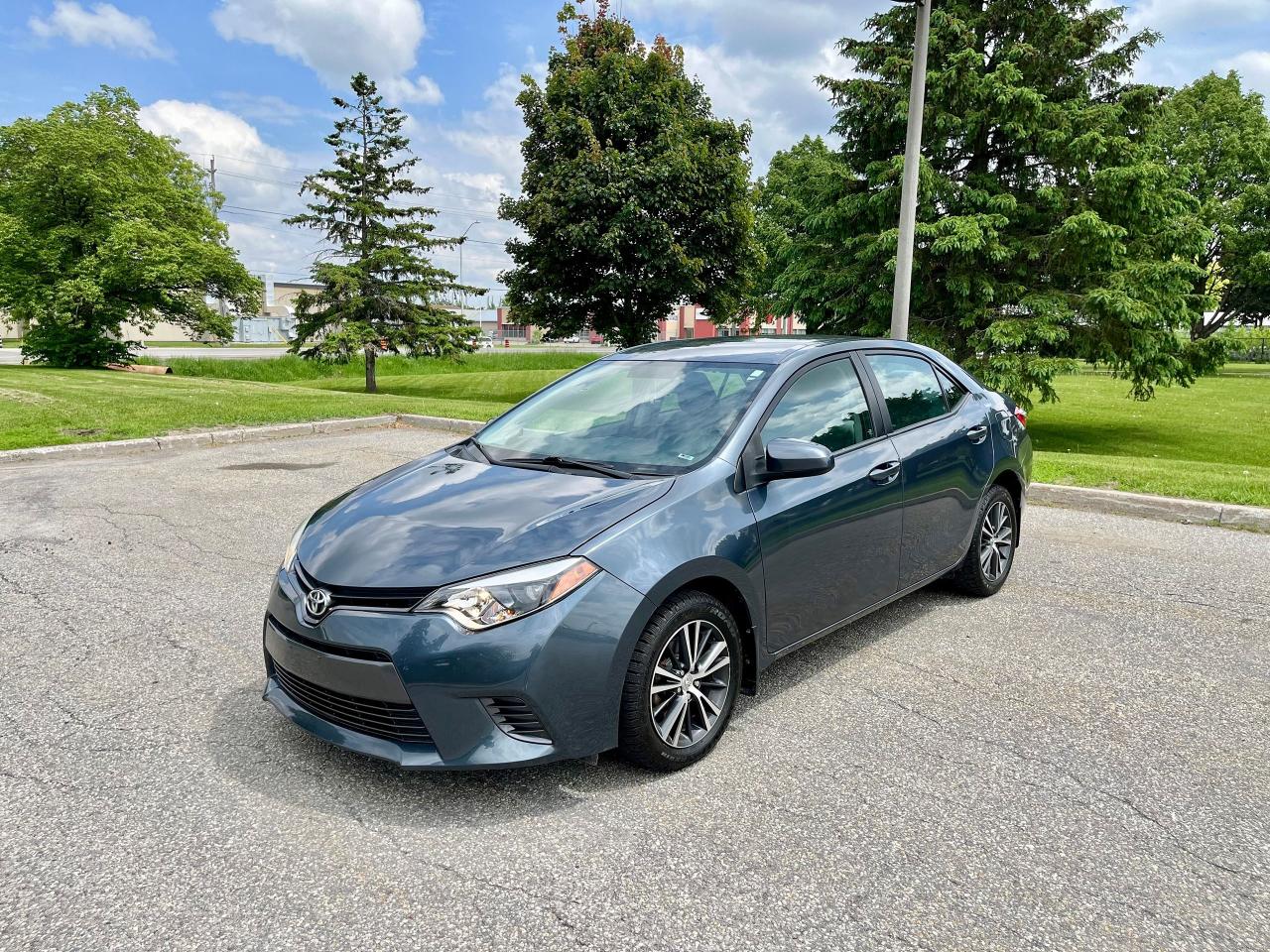Used 2016 Toyota Corolla LE for sale in Gloucester, ON