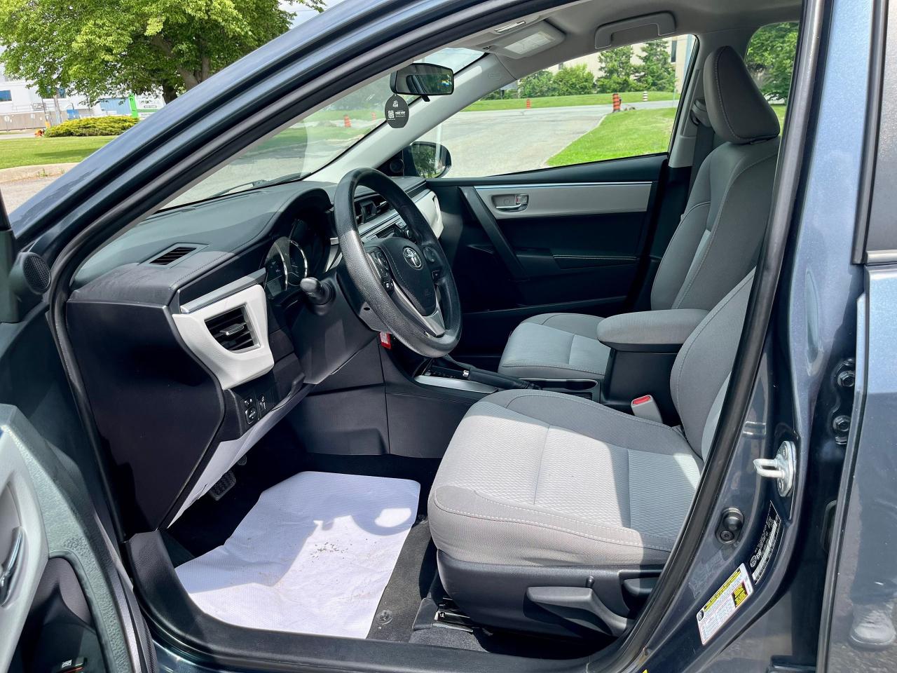 2016 Toyota Corolla No Accidents - Certified - Photo #12