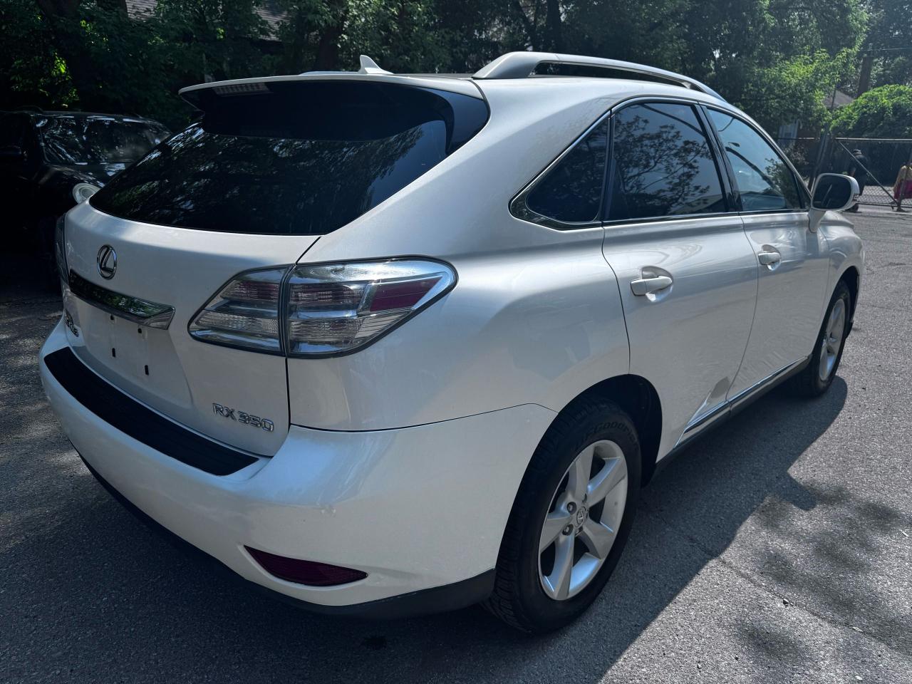 2010 Lexus RX 350  - Photo #5
