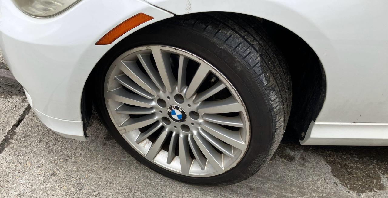 2011 BMW 3 Series 328i xDrive Executive Edition - Photo #10