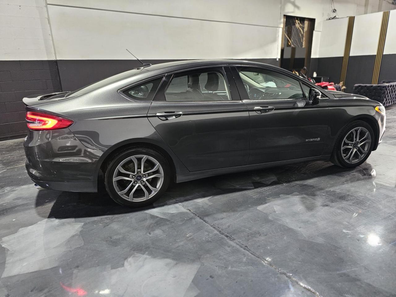 2017 Ford Fusion 4DR SDN SE HYBRID FWD - Photo #6