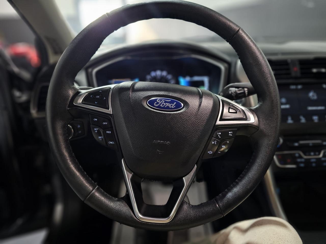 2017 Ford Fusion 4DR SDN SE HYBRID FWD - Photo #11