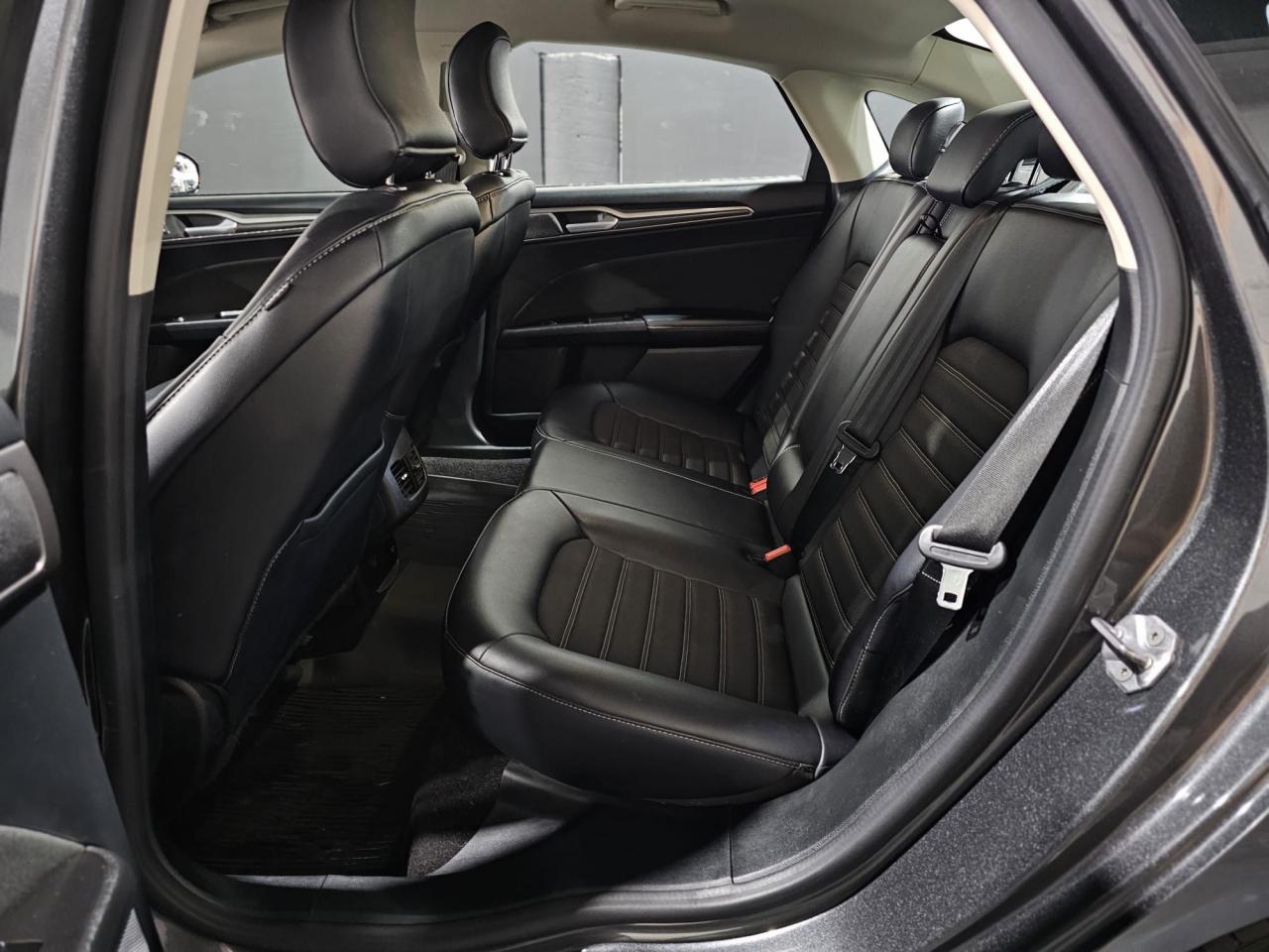 2017 Ford Fusion 4DR SDN SE HYBRID FWD - Photo #15