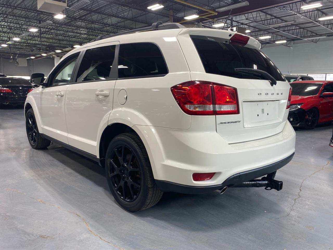 2016 Dodge Journey SXT - Photo #3