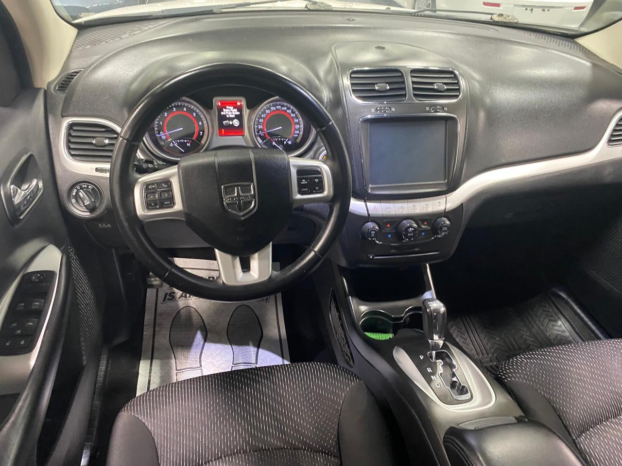 2016 Dodge Journey SXT - Photo #13