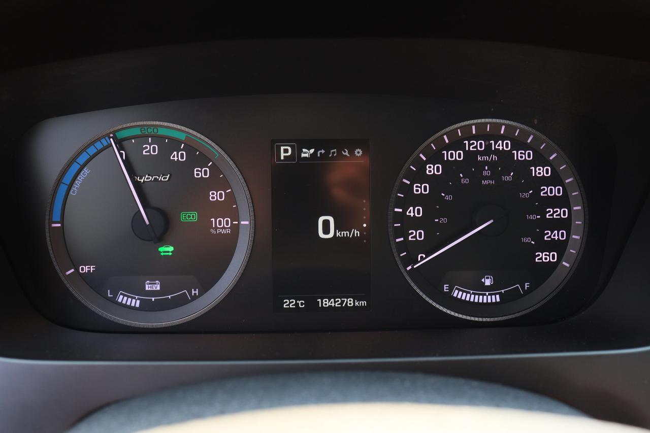 2016 Hyundai Sonata Hybrid Limited | Leather | Roof | Nav | Cam | Alloys ++ Photo66