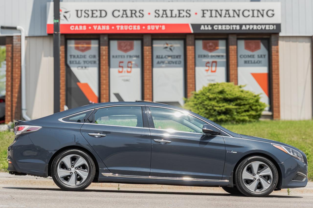 2016 Hyundai Sonata Hybrid Limited | Leather | Roof | Nav | Cam | Alloys ++ Photo42