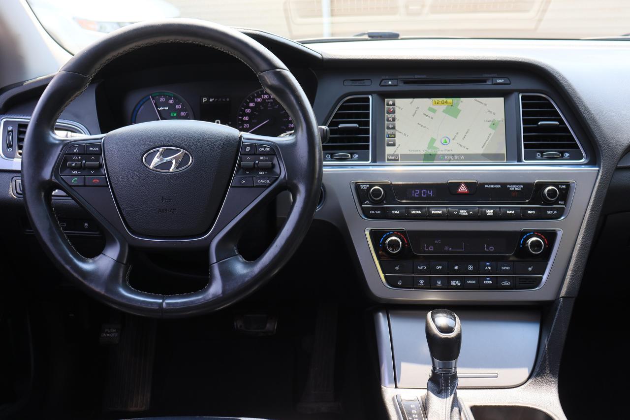 2016 Hyundai Sonata Hybrid Limited | Leather | Roof | Nav | Cam | Alloys ++ Photo80