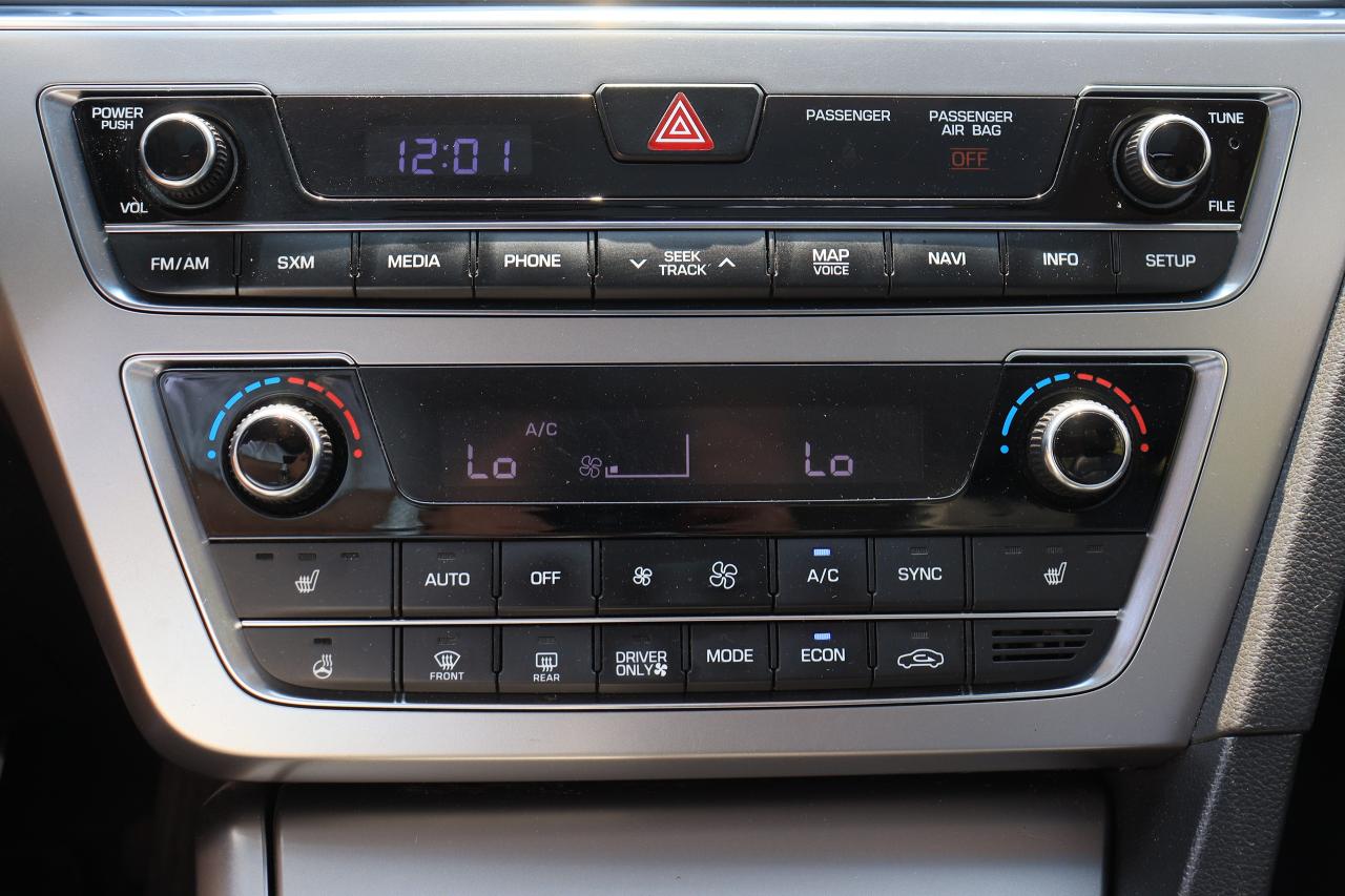2016 Hyundai Sonata Hybrid Limited | Leather | Roof | Nav | Cam | Alloys ++ Photo69