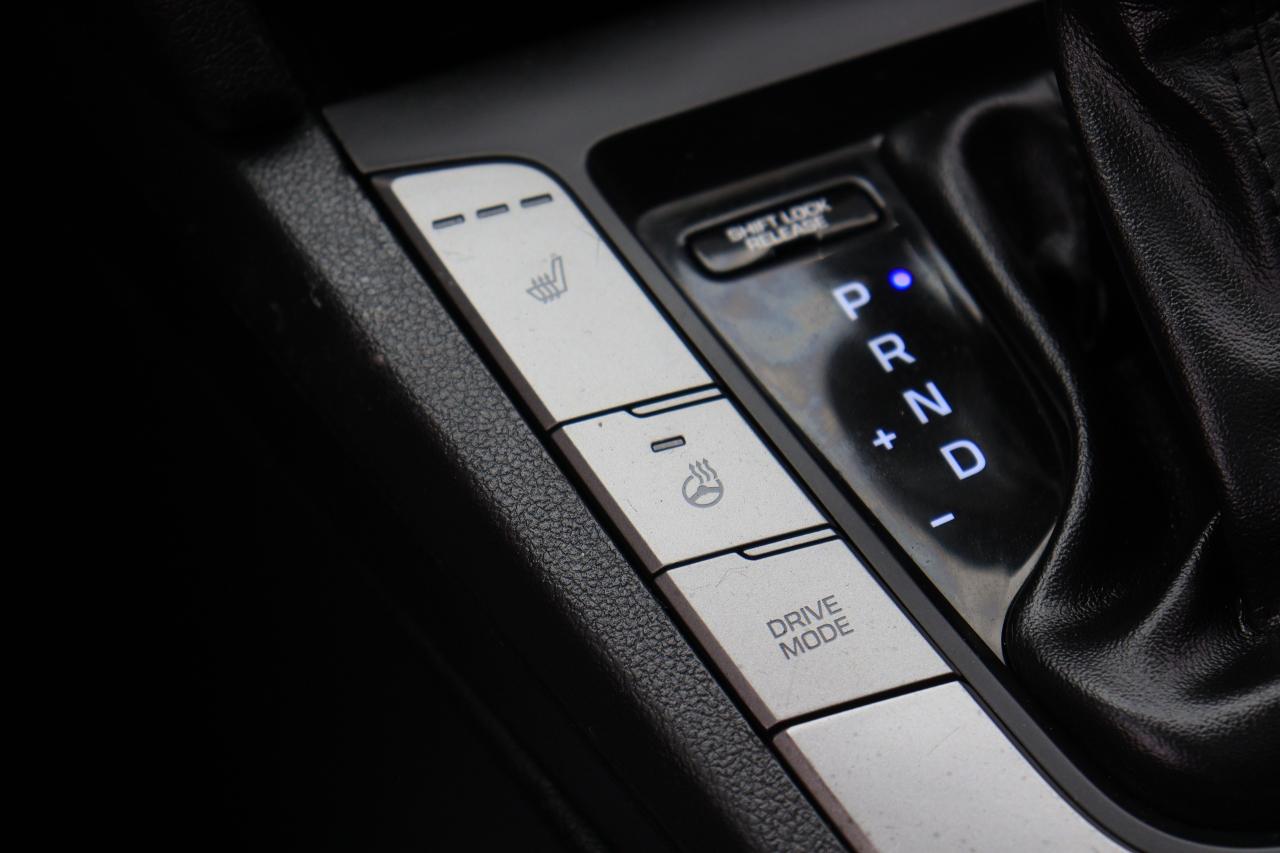 2017 Hyundai Elantra GLS | Auto | Sunroof | Cam | BSM | CarPlay & More! Photo63