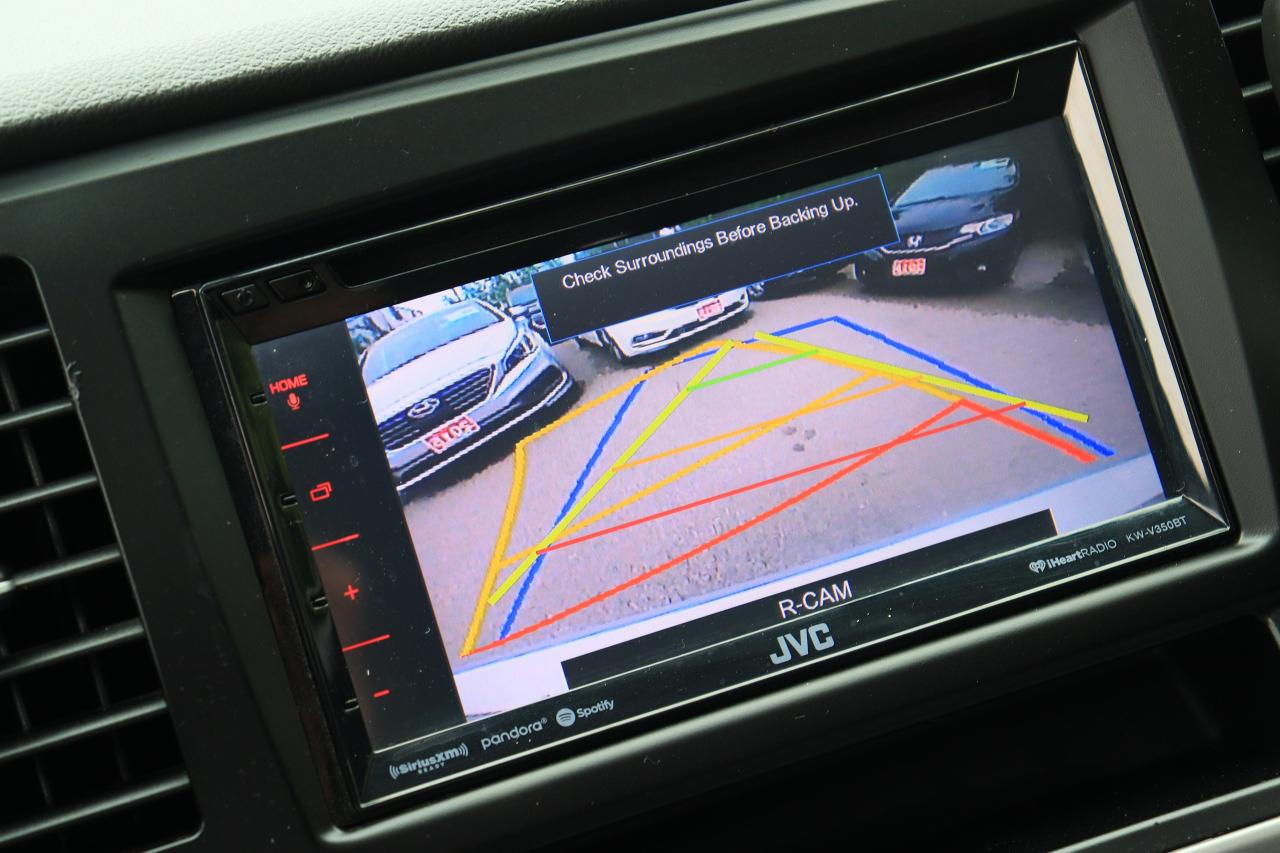 2017 Hyundai Elantra GLS | Auto | Sunroof | Cam | BSM | CarPlay & More! Photo61