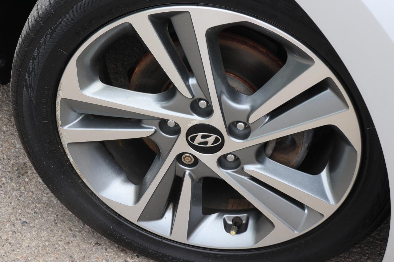 2017 Hyundai Elantra GLS | Auto | Sunroof | Cam | BSM | CarPlay & More! Photo50