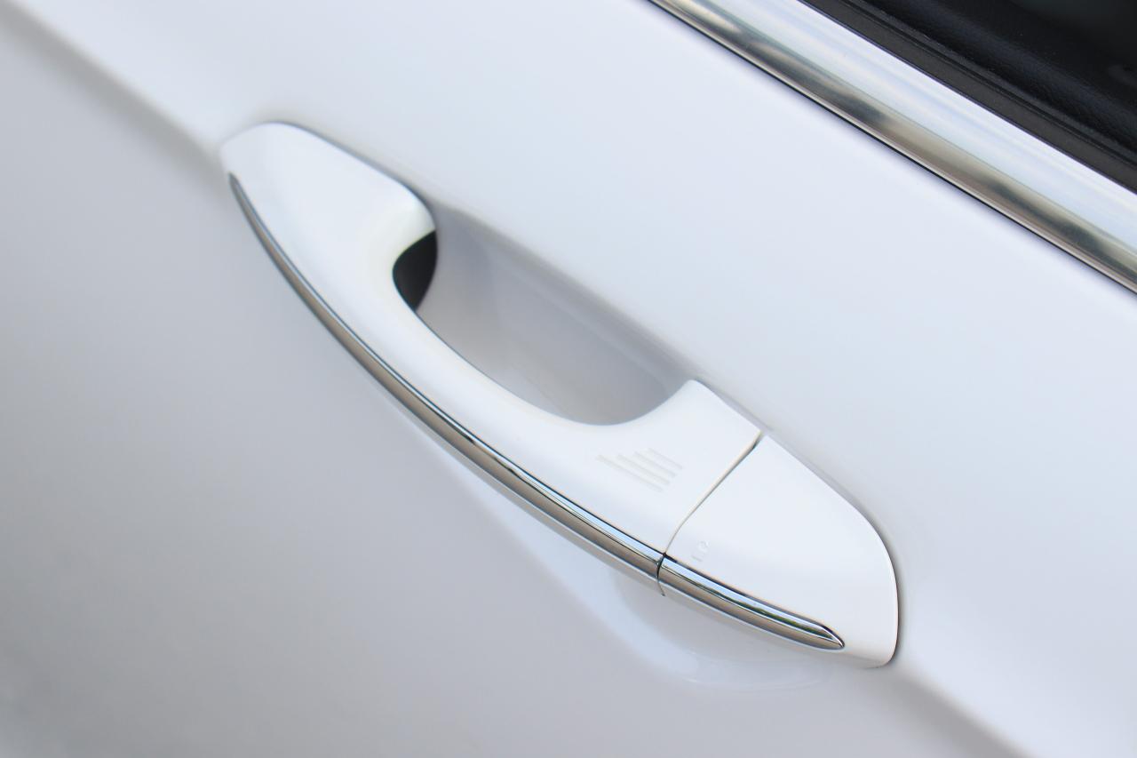 2019 Ford Fusion Hybrid Titanium | Leather | Roof | Nav | Cam | Alloys ++ Photo18