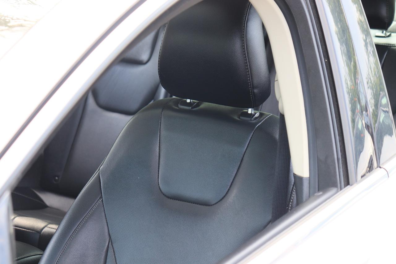 2019 Ford Fusion Hybrid Titanium | Leather | Roof | Nav | Cam | Alloys ++ Photo20