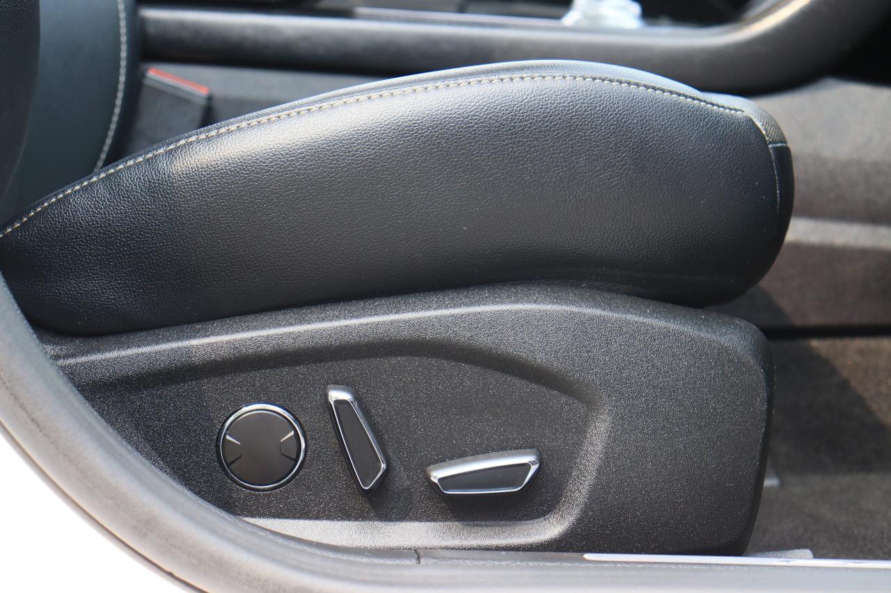 2019 Ford Fusion Hybrid Titanium | Leather | Roof | Nav | Cam | Alloys ++ Photo84