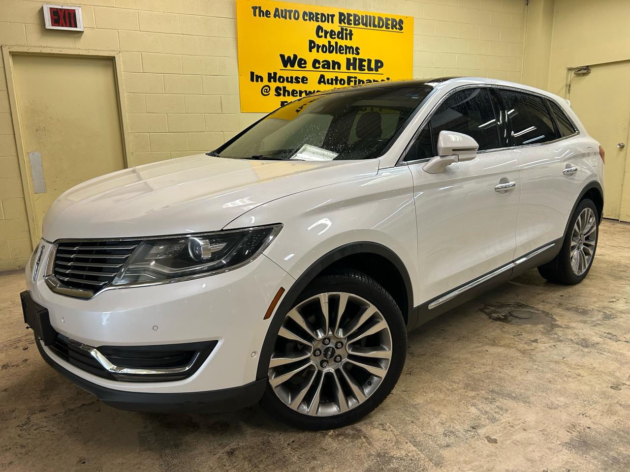 2018 Lincoln MKX Reserve - Photo #2