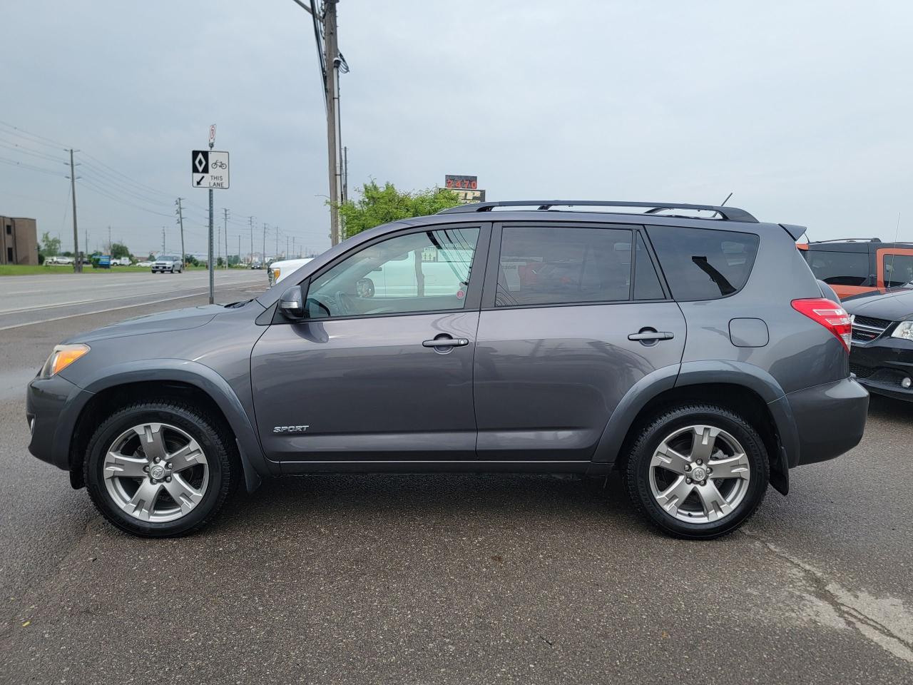 2012 Toyota RAV4 Sport | SUNROOF | LOW KM,S - Photo #9
