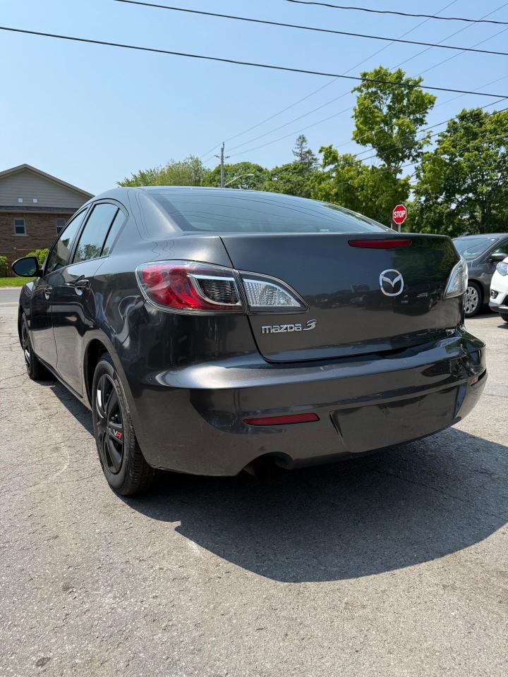 2013 Mazda MAZDA3 GX - Photo #5