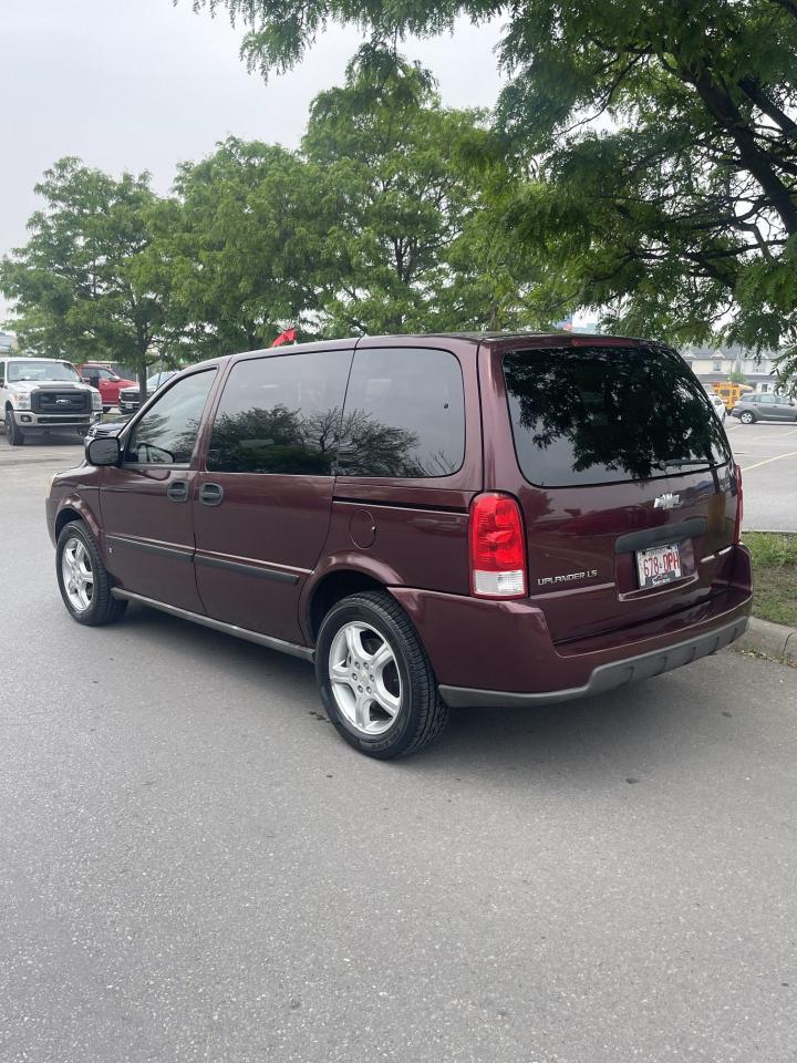 2009 Chevrolet Uplander LS   KROWN RUST PROOFED - Photo #3