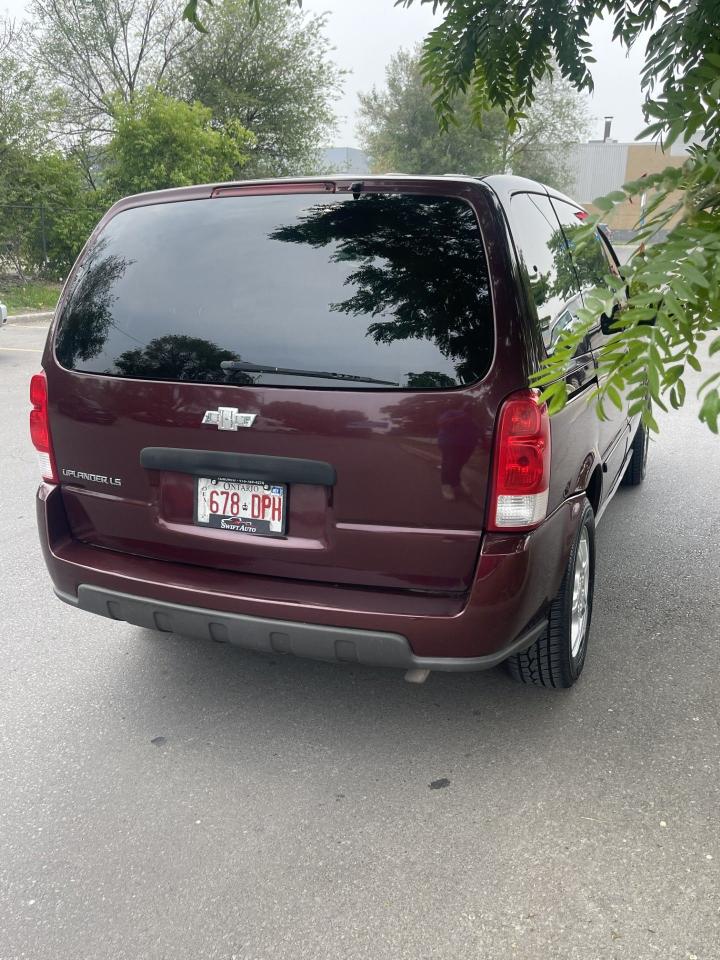 2009 Chevrolet Uplander LS   KROWN RUST PROOFED - Photo #4