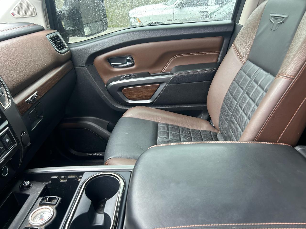 2016 Nissan Titan S - Photo #7