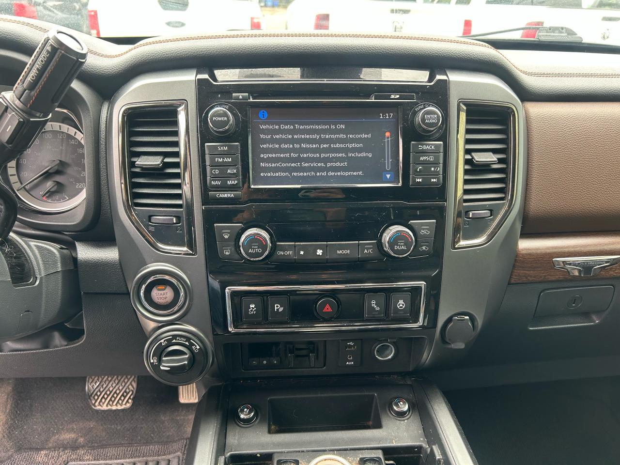 2016 Nissan Titan S - Photo #6