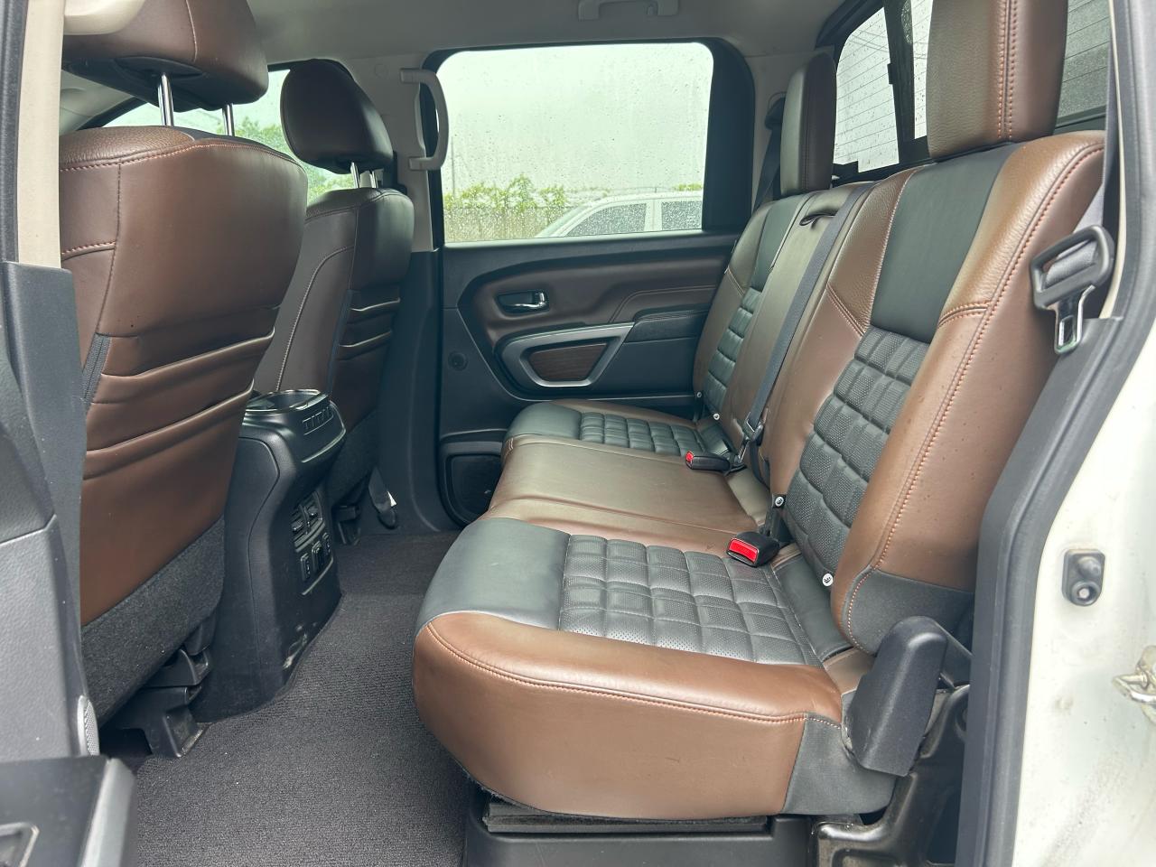 2016 Nissan Titan S - Photo #10