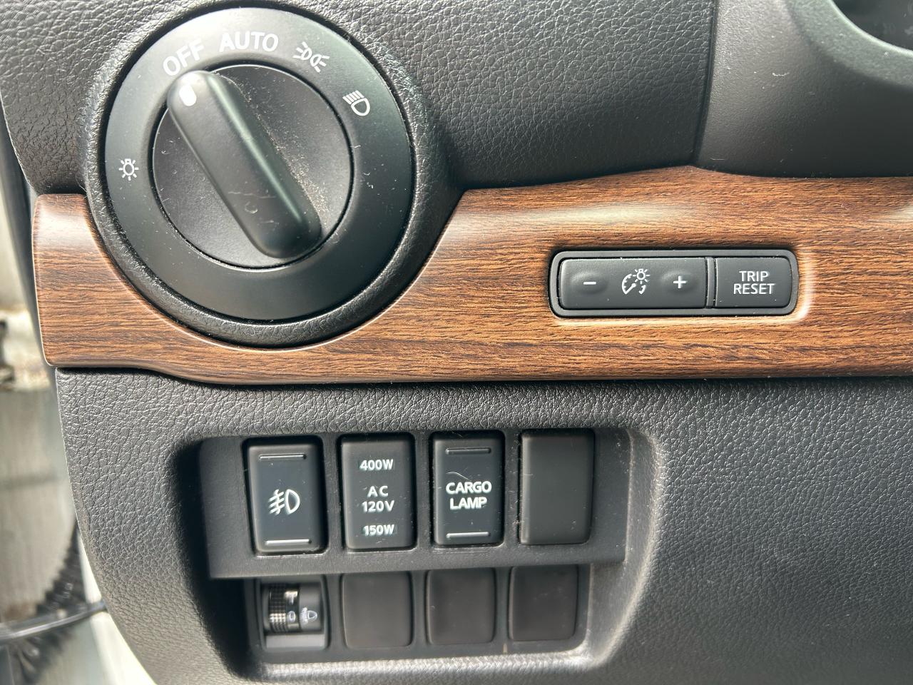 2016 Nissan Titan S - Photo #8